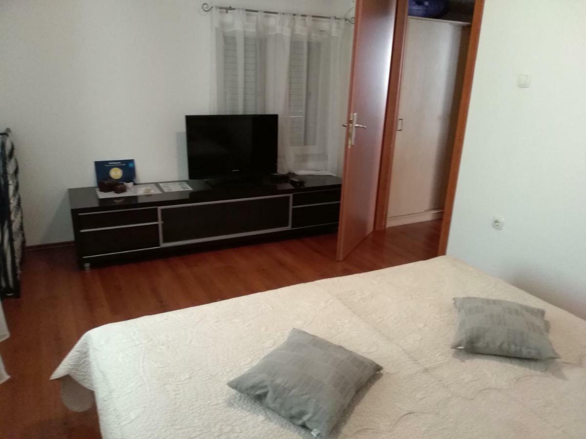 Apartment Paula Каштела Экстерьер фото